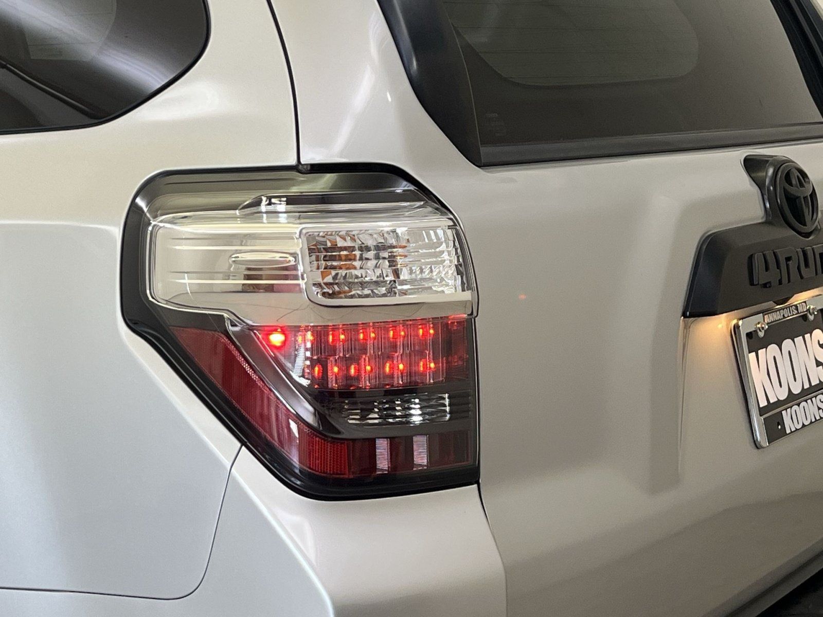 Used 2020 Toyota 4Runner TRD Off-Road Premium w/ Moonroof Package AWD/4WD image 30