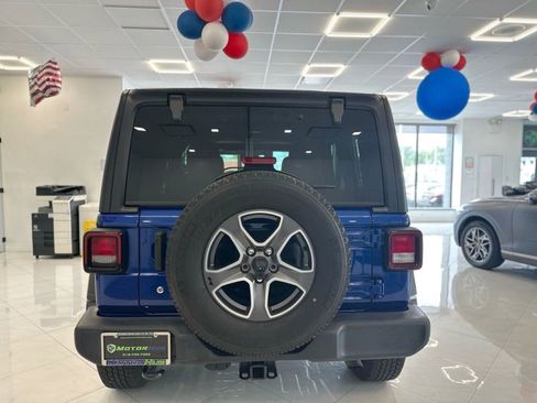 Used 2019 Jeep Wrangler Unlimited Sport S image 11