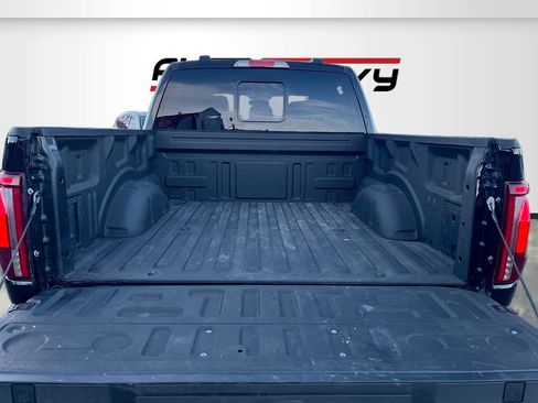 Used 2024 Ford F150 Lariat w/ FX4 Off-Road Package image 26