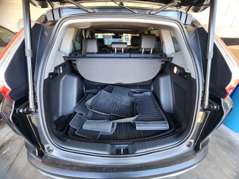 Used 2019 Honda CR-V Touring image 13