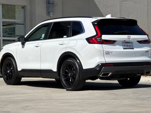 Certified 2024 Honda CR-V Sport image 3