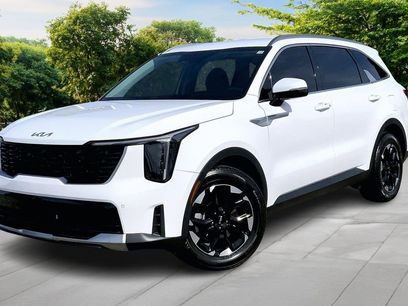 Used 2025 Kia Sorento S