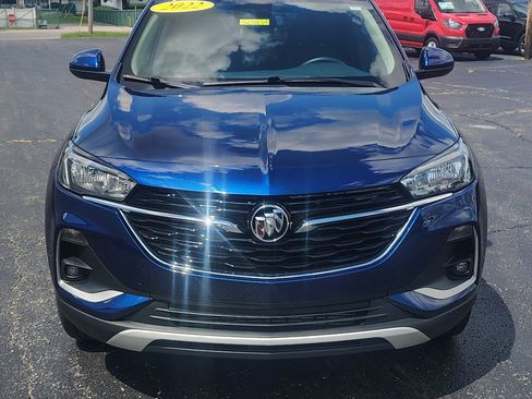 Used 2022 Buick Encore GX Select AWD/4WD image 2