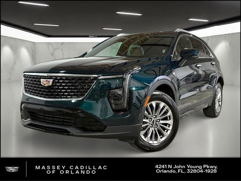 Certified 2025 Cadillac XT4 Premium Luxury image 1