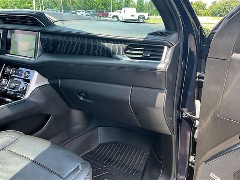 Used 2023 GMC Yukon Denali w/ Max Trailering Package AWD/4WD image 27