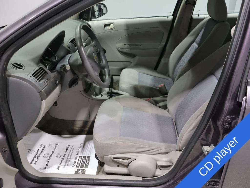 Used 2006 Chevrolet Cobalt LS FWD image 2
