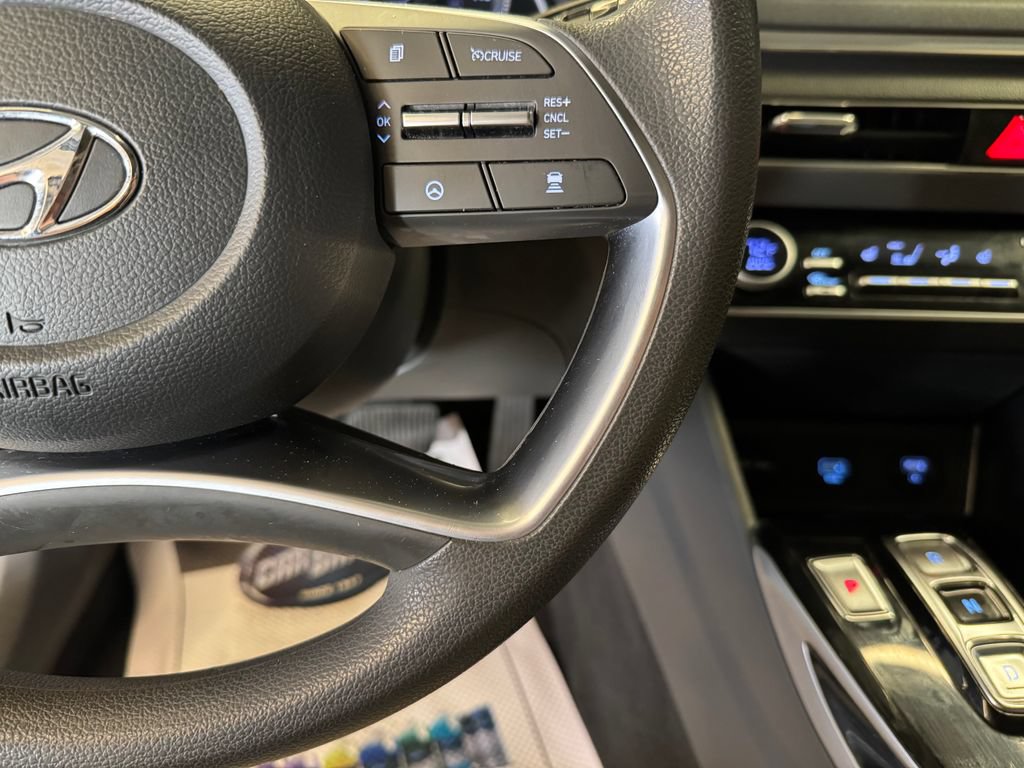 Used 2022 Hyundai Sonata SEL FWD image 12