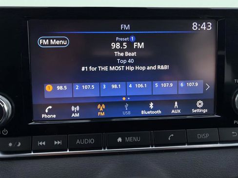 Used 2025 Nissan Sentra S image 9