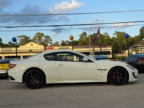 Used 2013 Maserati GranTurismo Sport RWD image 11