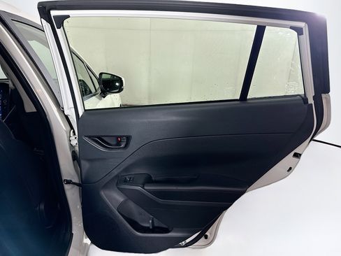 Used 2024 Subaru Impreza 2.0i Sport image 29