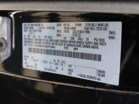 Used 2017 Ford Escape SE w/ Equipment Group 201A AWD/4WD image 15
