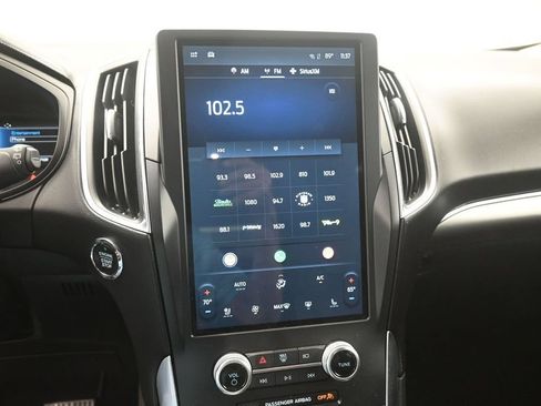 Certified 2024 Ford Edge Titanium AWD/4WD image 9