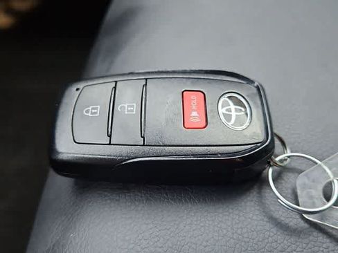 Used 2023 Toyota Corolla Cross AWD Hybrid image 28