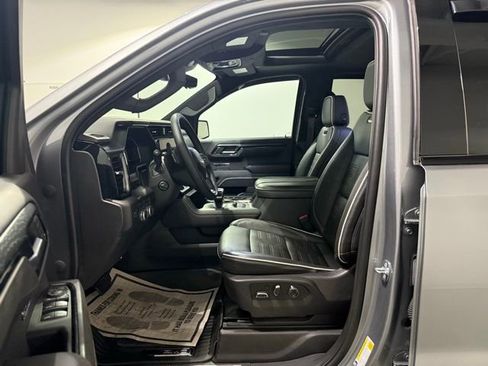 Used 2023 GMC Sierra 1500 AT4X image 17