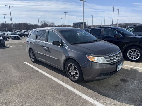 Used 2012 Honda Odyssey EX image 2