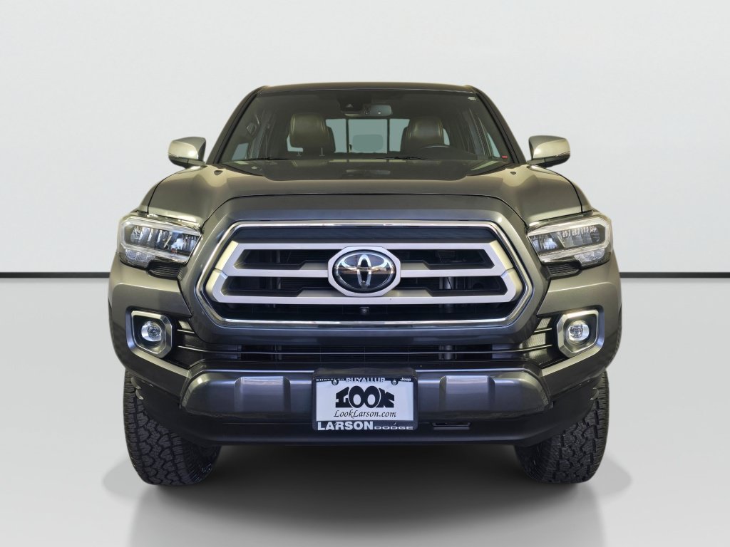 Used 2021 Toyota Tacoma Limited AWD/4WD image 9