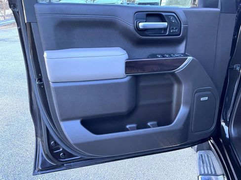 Used 2020 GMC Sierra 1500 SLT w/ SLT Premium Plus Package image 11