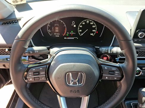 Used 2024 Honda Civic EX-L image 19
