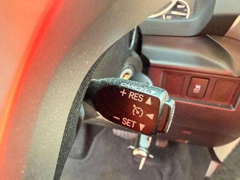 Used 2017 Toyota Tundra SR5 RWD image 15