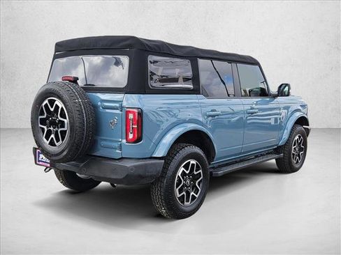 Used 2022 Ford Bronco Outer Banks image 5