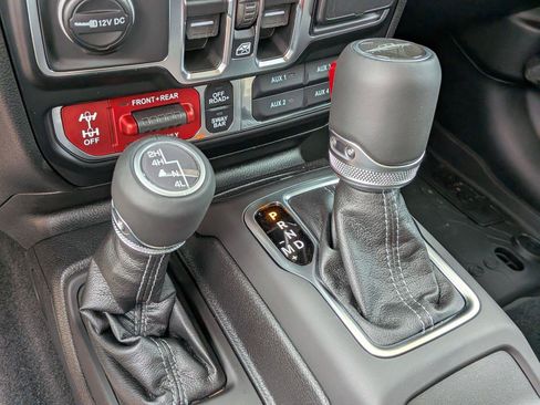 New 2026 Jeep Gladiator Rubicon AWD/4WD image 13