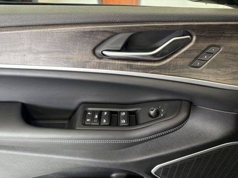New 2026 Jeep Grand Cherokee L Limited AWD/4WD image 22