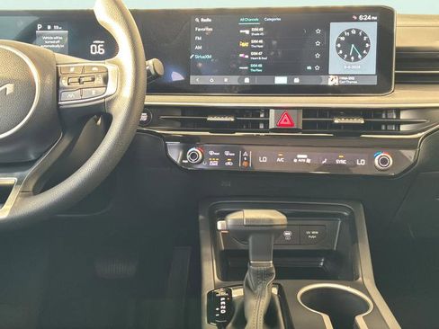 New 2026 Kia K5 LXS FWD image 32