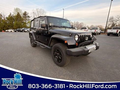 Used 2013 Jeep Wrangler Unlimited Sahara w/ Connectivity Group AWD/4WD image 1