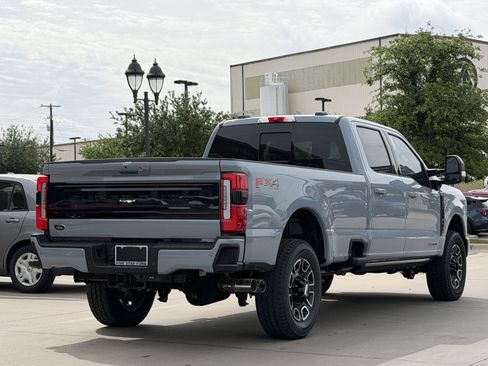 New 2026 Ford F350 Platinum w/ FX4 Off-Road Package AWD/4WD image 4
