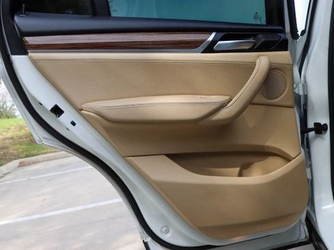 Used 2016 BMW X3 xDrive28i image 12