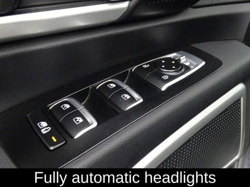 Used 2022 Kia Telluride LX image 14