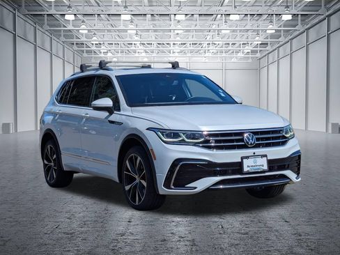 Used 2022 Volkswagen Tiguan SEL R-Line AWD/4WD image 7