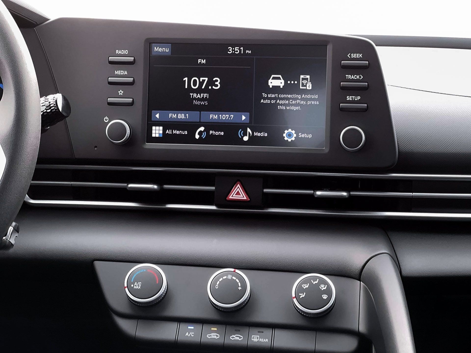 New 2026 Hyundai Elantra SE FWD image 19