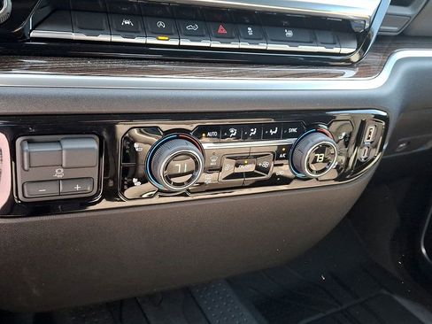 New 2026 Chevrolet Silverado 1500 RST w/ RST Select Package AWD/4WD image 11