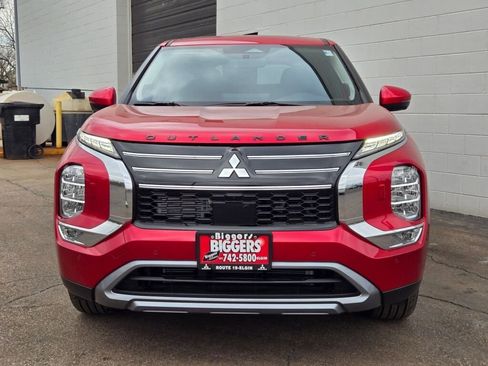 New 2026 Mitsubishi Outlander SE image 2