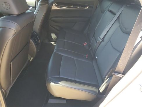 Used 2025 Cadillac XT5 Premium Luxury image 29