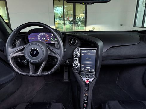Used 2020 McLaren 720S Performance image 45