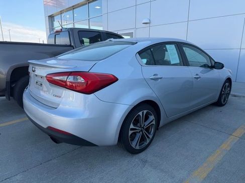 Used 2015 Kia Forte EX w/ Premium Package image 6