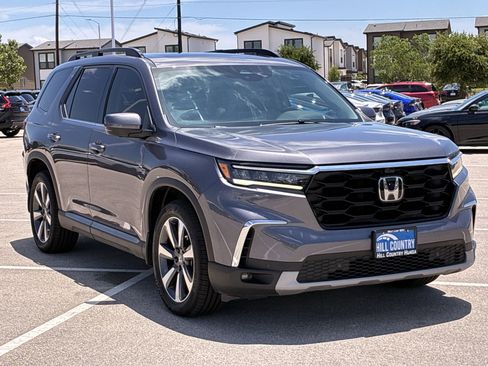 Certified 2024 Honda Pilot Elite image 8
