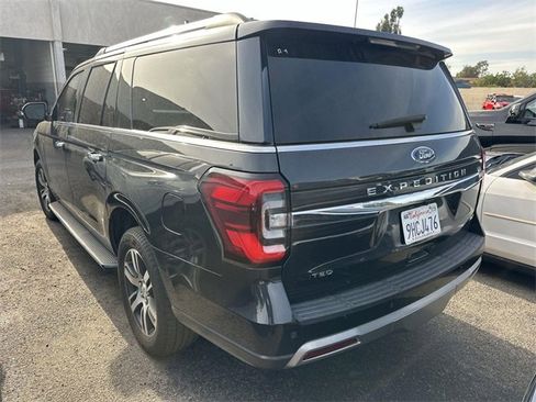 Used 2023 Ford Expedition Max Limited image 4