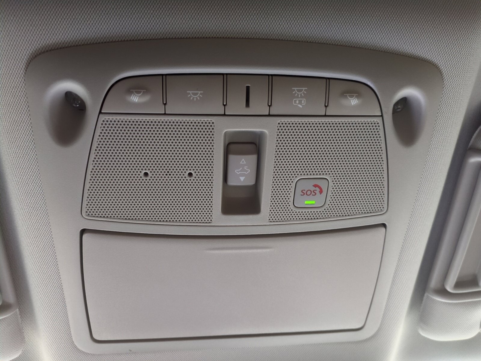 Used 2022 Nissan Armada Platinum AWD/4WD image 32
