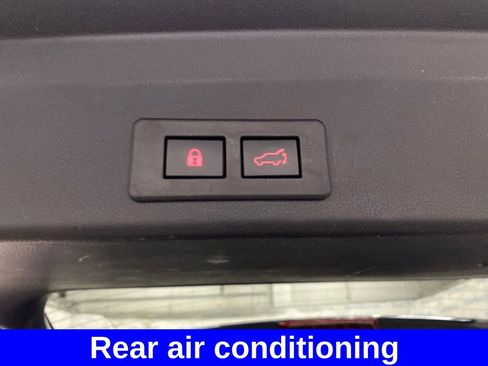 Certified 2022 Subaru Ascent Limited w/ Technology Package image 16