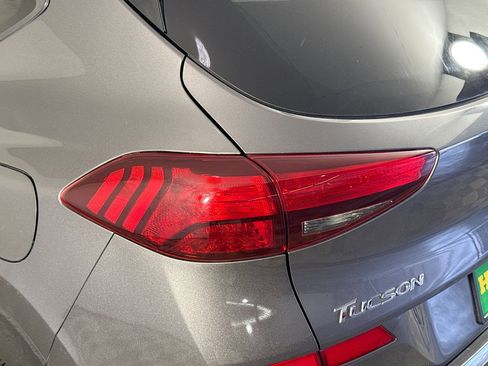 Used 2020 Hyundai Tucson SE image 35
