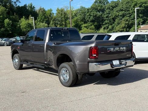 Used 2026 RAM 3500 Tradesman AWD/4WD image 3