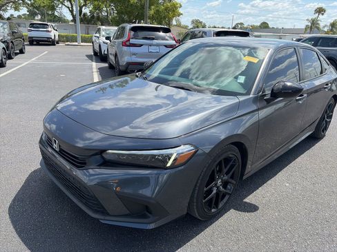 Certified 2024 Honda Civic Sport image 3