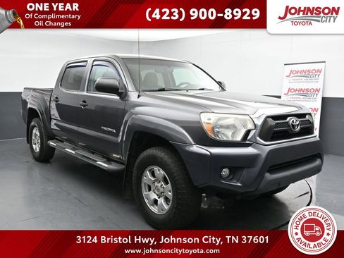 Used 2012 Toyota Tacoma 4x4 Double Cab image 1