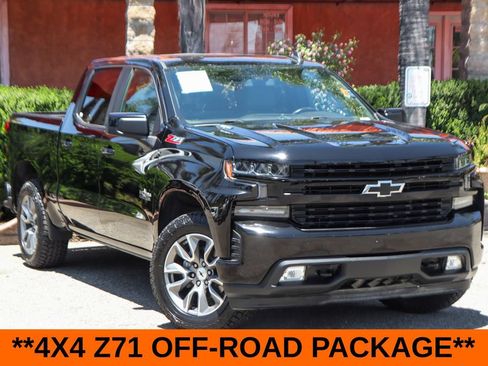 Used 2021 Chevrolet Silverado 1500 RST w/ Z71 Off-Road Package AWD/4WD image 2