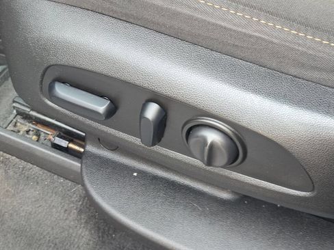 Certified 2019 Chevrolet Traverse LT FWD image 27