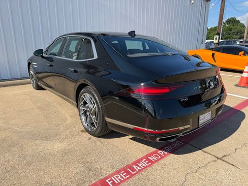Used 2024 Genesis G90 3.5T AWD/4WD image 4