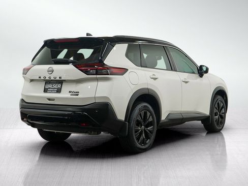 Used 2023 Nissan Rogue SV w/ SV Premium B Package AWD/4WD image 5